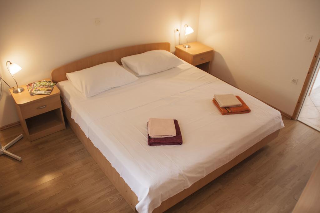 House Baglija Apartment Lumbarda Ruang foto