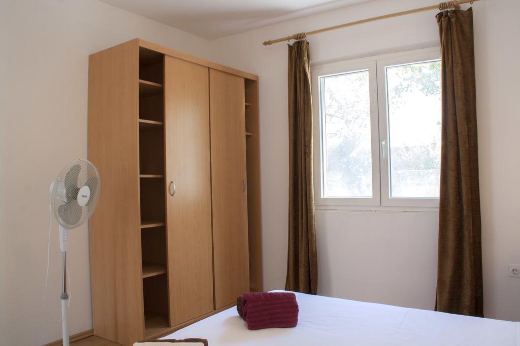House Baglija Apartment Lumbarda Ruang foto